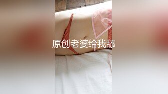 【欧美】推荐上集-画家大屌帅哥勾引自己六块腹肌男友 被操的兴奋了