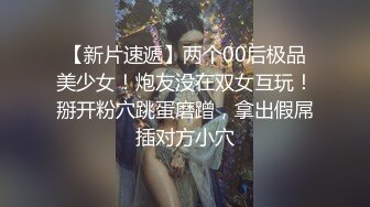 颜值不错的小少妇露脸精彩大秀直播，听狼友指挥脱光玩弄假鸡巴抽插骚穴呻吟，揉奶玩逼展示特写淫声荡语不断