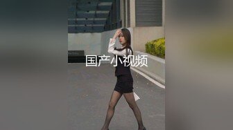 妍妍 插畫家