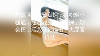 家庭摄像头破解真实偸拍✅丰满眼镜骚妻宝妈堪比会所技师给老公服侍的明明白白还给毒龙✅得此女性福一生