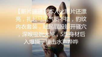 商场女厕偷窥极品黑丝美女的小黑鲍鱼还在里面把黑丝脱了