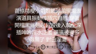 【自整理】金发萝莉少女忍不住在床上自慰，她的白虎馒头小蜜穴不停的往外流骚水！【166V】 (43)