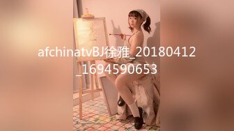 ★☆《人妻熟女控☀️必备》★☆强烈推荐！风韵犹存大奶一线天美鲍网红熟女【亚馨】订阅私拍，各种露出外拍性爱口交紫薇太好了绝对败火11 (10)