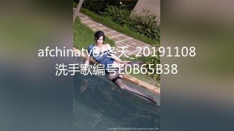 水手服安娜和巧克力腹肌男