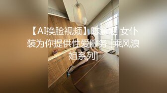 母子乱伦镜头前的激情，熟女大妈啥都会吹舔吸弄口交小哥的大鸡巴，镜头前被各种抽插爆草，老逼就是败火