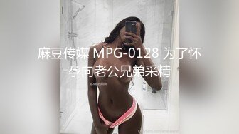 你老公知道你那么骚吗太爽了后入特别爽叫床声很动听是一只饥渴的母狗