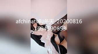 6/19最新 粉红嘴唇多角度特写粉红鲍鱼自己尝尝自己淫水VIP1196