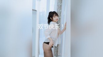 【新片速遞】 黑客破解网络摄像头监控偷拍❤️豪宅里贵妇练习瑜伽过程中就被操了